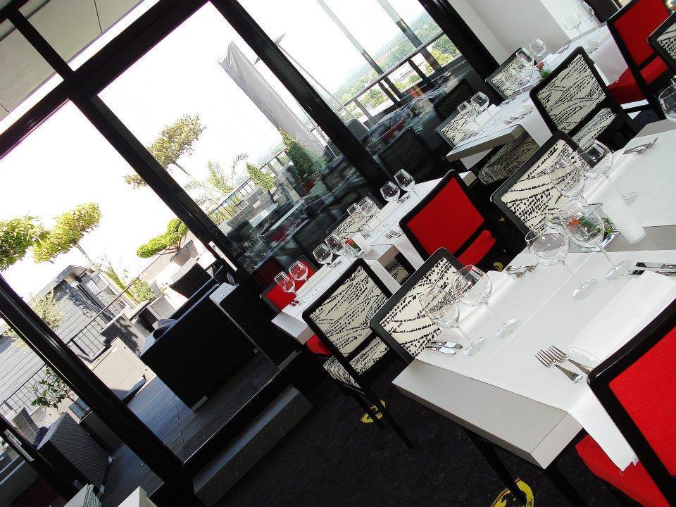 Fletcher Hotel-Restaurant Parkstad- Zuid Limburg ケルクラーデ レストラン 写真